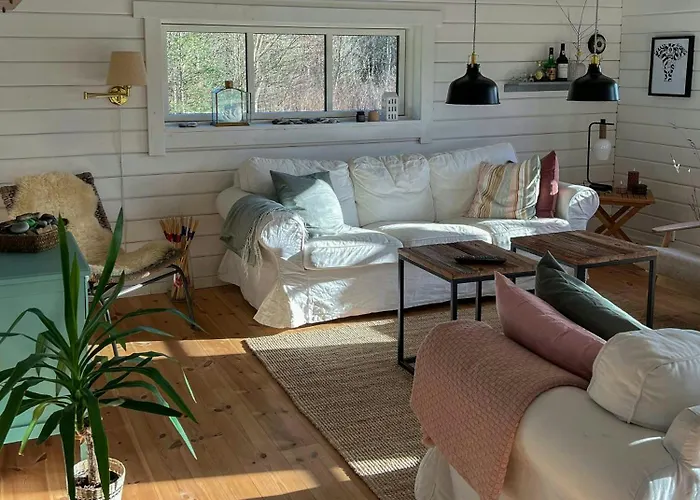 Traditional Summer House Near * Блокхус